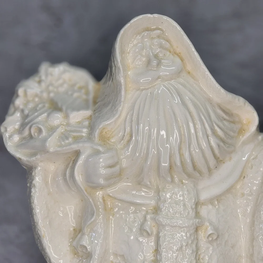 Santa Claus Glazed Ceramic Christmas Decor Figurine With Bell‎ - 9
